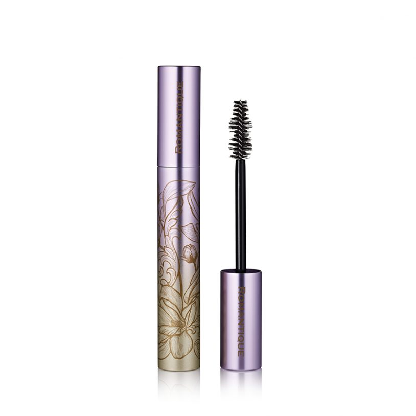 cosmetics packaging with innovative fibre mascara brush applicator