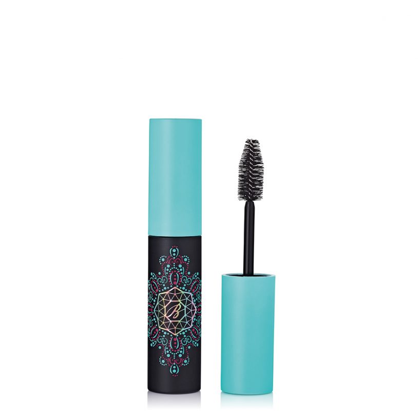 cosmetics packaging with innovative fibre mascara brush applicator