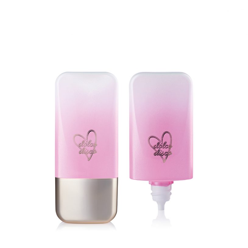 Tottles skincare foundation packaging