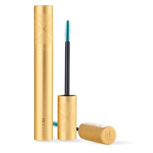 A luxury gold vintage-inspired mascara with a bio-based brush applicator