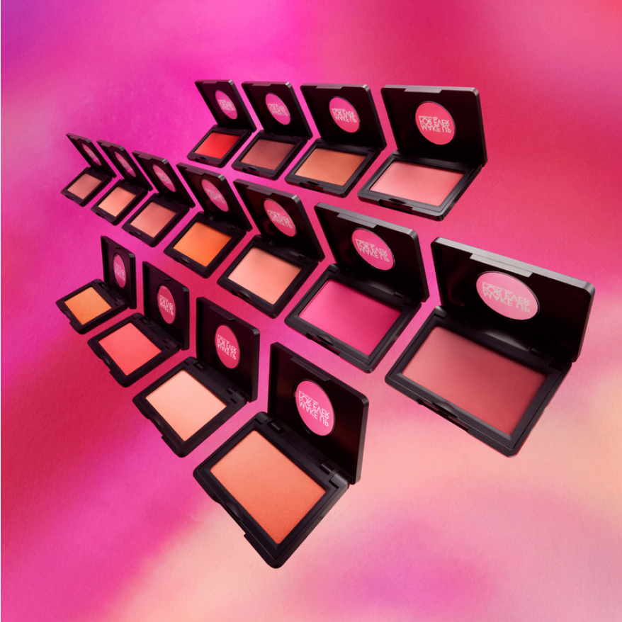 Refillable Make Up For Ever compact showing eco-designed insert system and transparent frost-effect window, packaging by HCP.