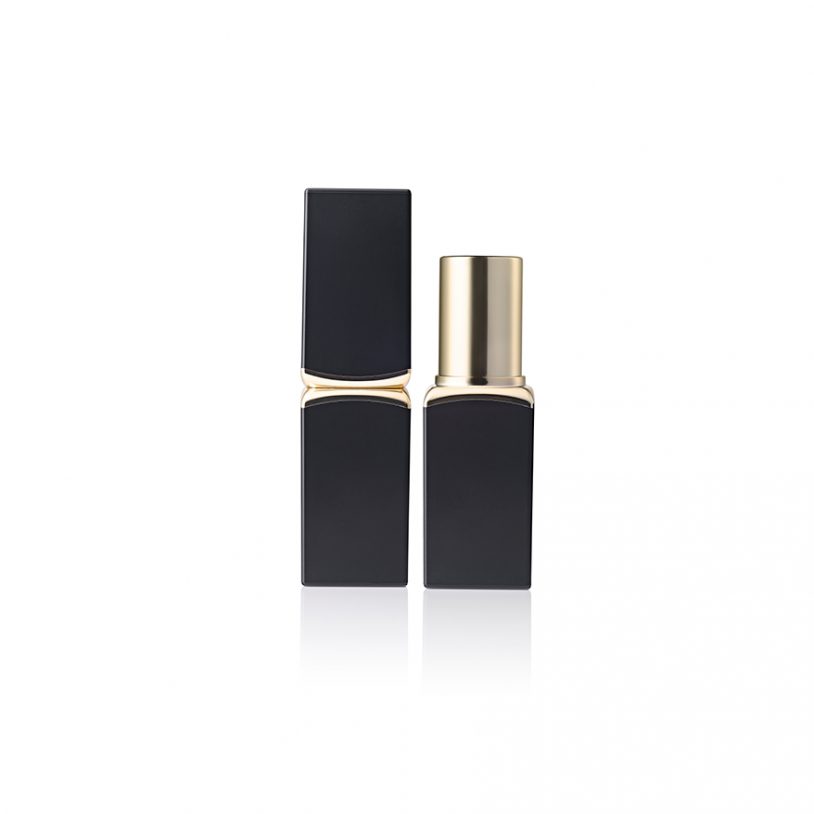 classic yet modern lipstick packaging